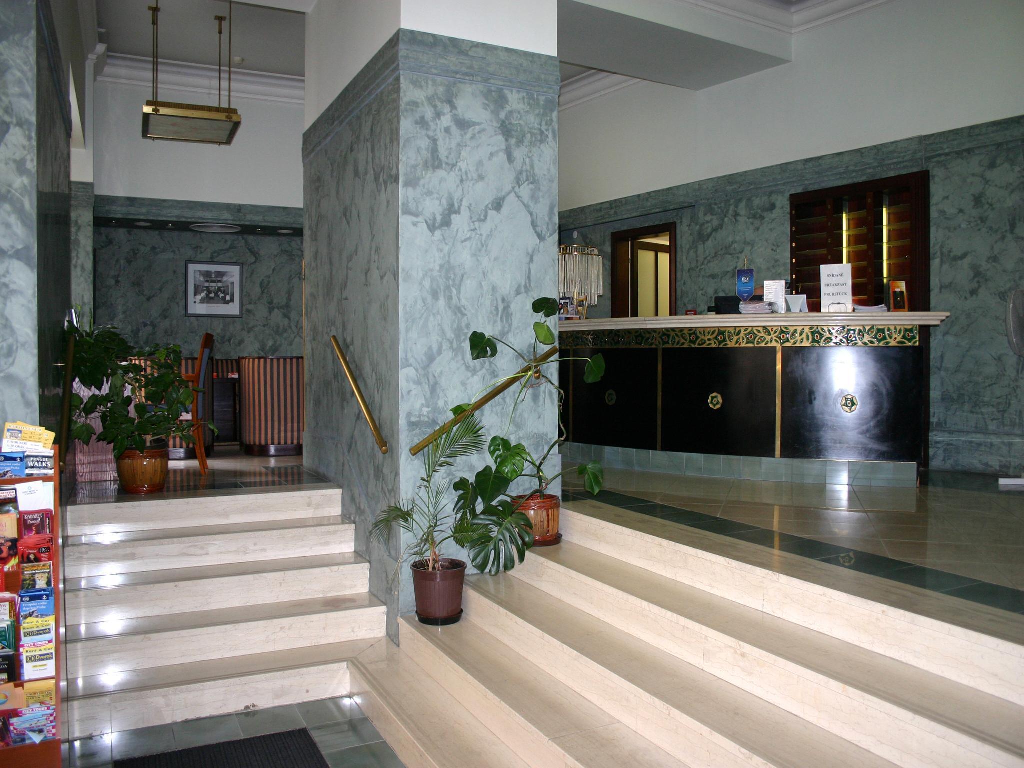 Ea Hotel Royal Esprit Prague Exterior photo